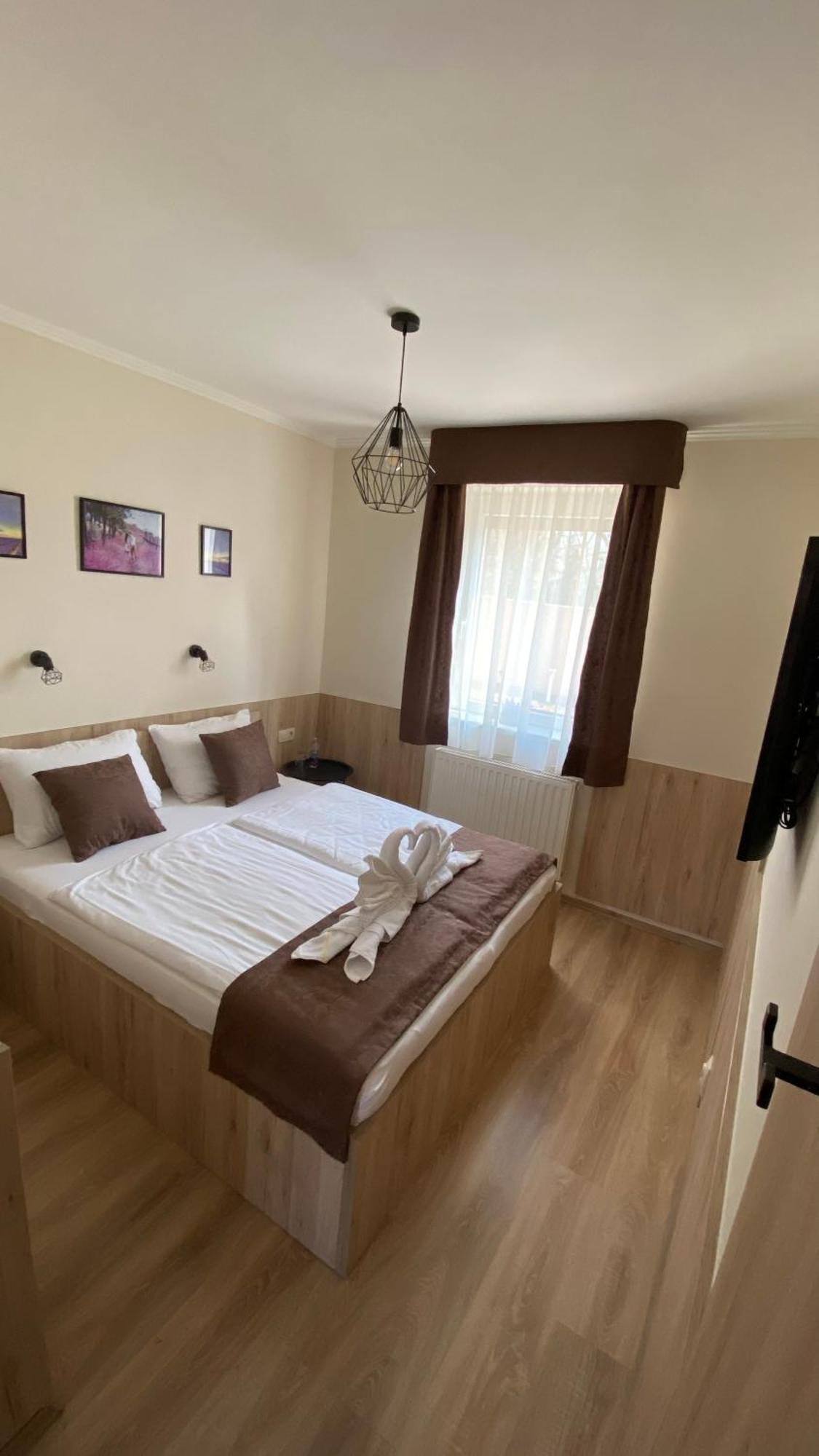 Hotel Levendula Vendeghaz Győr Zewnętrze zdjęcie